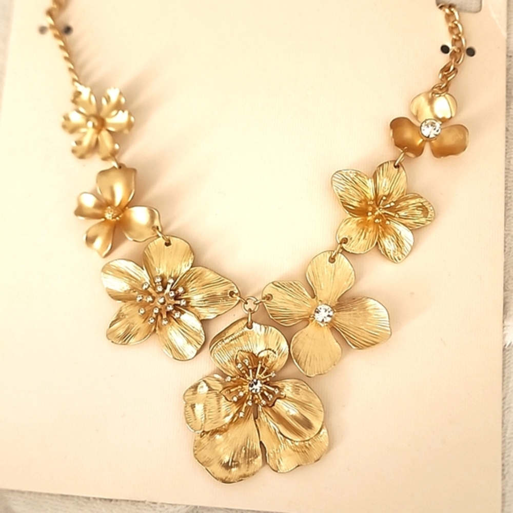 Primark Gold Colored Heavy Metal Floral Necklace.